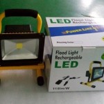 Portable LED Flood Light